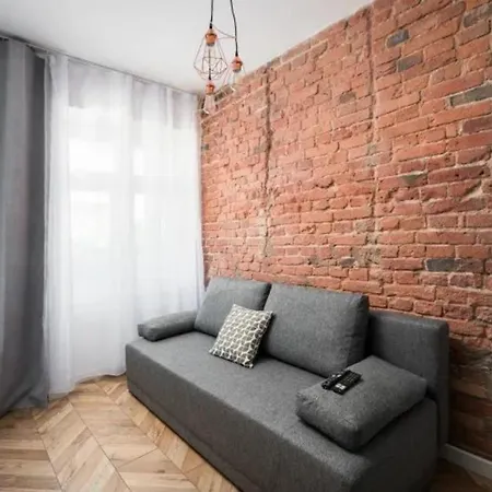 Bk Studio - Cozy And Modern Close To National Stadium-3