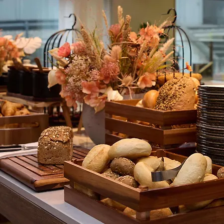 Radisson Blu Hotel Zurich Airport-3