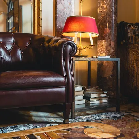 Hotel Des Epoques-3