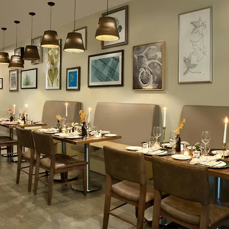 Element By Marriott Toronto Airport-3