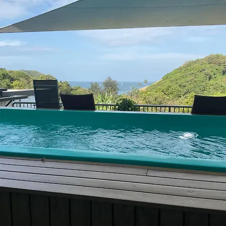 Seaview Eagles Nest Cabins-3