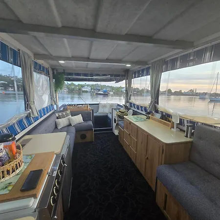 Liquid Paridise Noosaville Houseboat "Experience More"-2