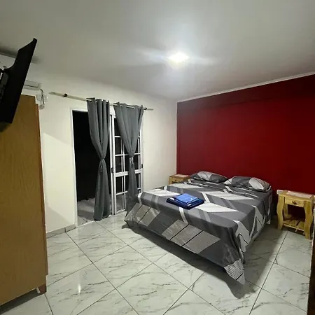 Departamento Con Pileta En Puerto Iguazu-2