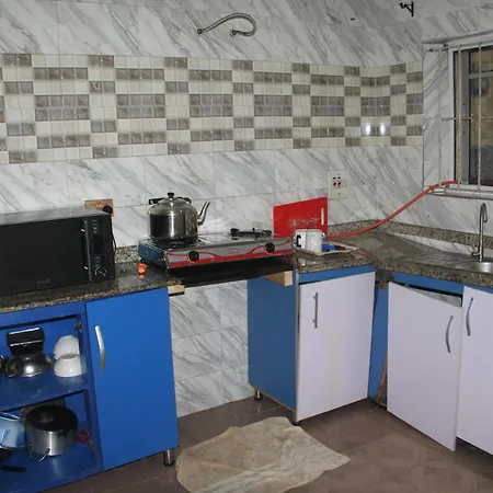 Whitney White 1Bedroom Shortlet Apartment 24Hr Light -Free-Wifi Stadium Road N65,000-2