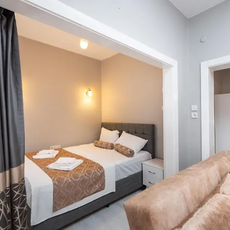 Galley Port Hotel-2