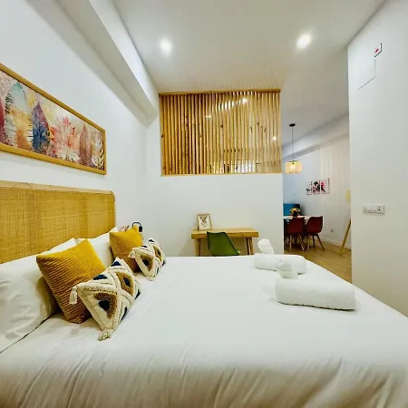Loft 3 - Space & Conform Close To Center-2