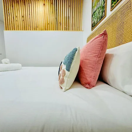 Loft 1 - Space & Conform Close To Center-3
