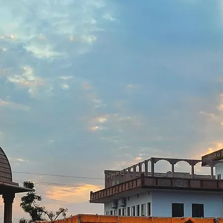 Vrindavan Garden & Hotel-2