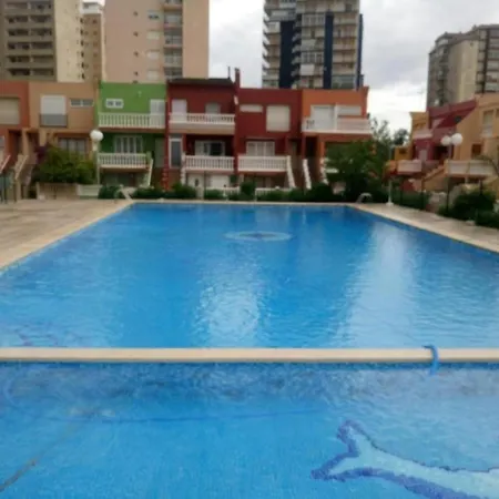 Casa Con Barbacoa En Urbanizacion Privada-2