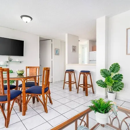 Spacious Beachfront Condo 2Br With Stunning Views-2