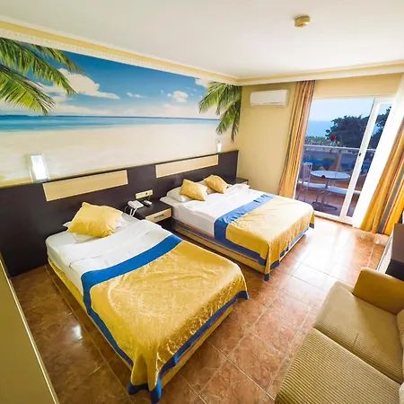 First Class Hotel-2