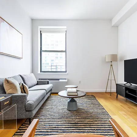 Fidi 1Br W Doorman Gym Nr Wall St Nyc-546-2