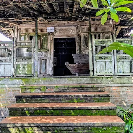 Cafe De Paris Homestay-2