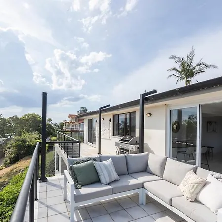 Top Floor 2 Bedroom 4 Marine Drive Forster 2428-3