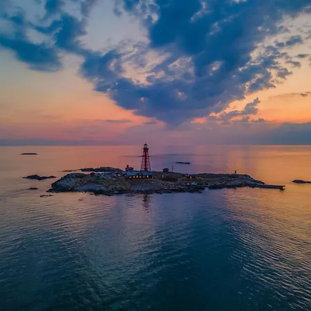 Pater Noster A Home On The Horizon-2