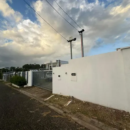 Deluxe Guesthouse-2
