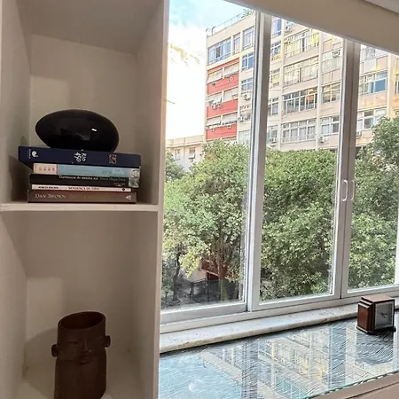 Loft Moderno Versátil a 7 Minutos Praia BC412-403-2