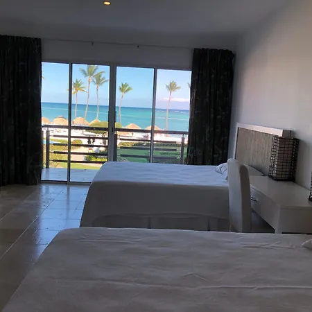 Beachfront Studio Punta Palmera-3