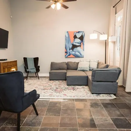 1529 Dumaine Street-3