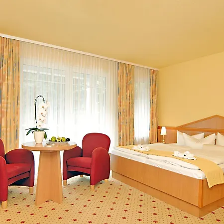 Ostseehotel Villen im Park - ein Rovell Hotel-3
