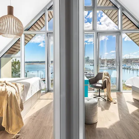 Ostsee - Reetdachhaus Nr 45 Graswarder im Strand Resort-2