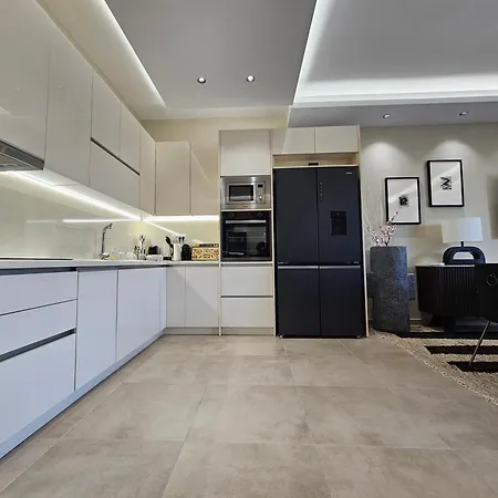 Elegant Vip Apartment - Athens Town-3