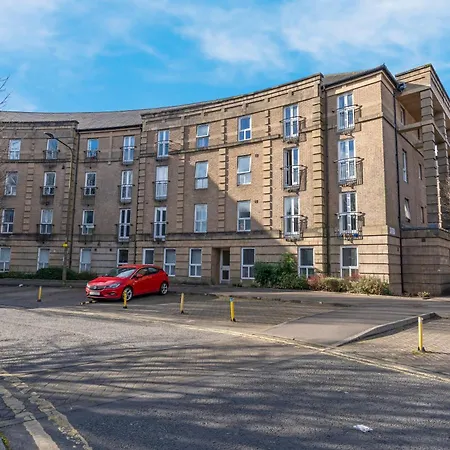 1 Double Room In Shared Apartment In Central Edinburgh With Free Parking-2
