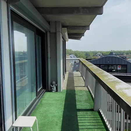 Charmant & Licht Appartement Met Groot L Terras - Zicht Op Mercator-2