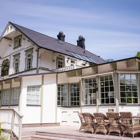 Villa Strandvaegen-2