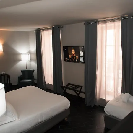 Hotel POZZO DI BORGO-2