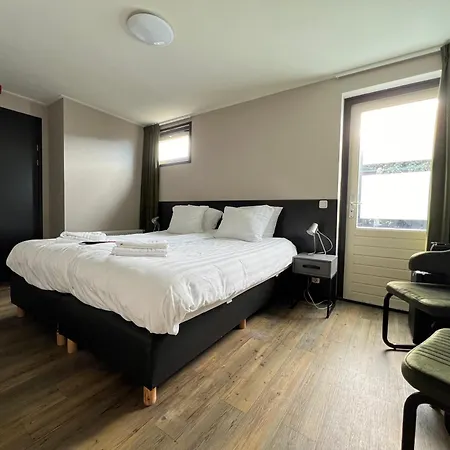 Logement Bij Hen Op Ameland-3