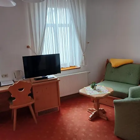 Pension und Gaststätte Zur Brauschänke-2