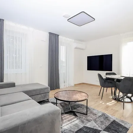 Newly Built Apartments With Parking, By Cohost-3