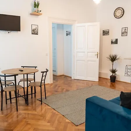 Republicii Central Loft-3