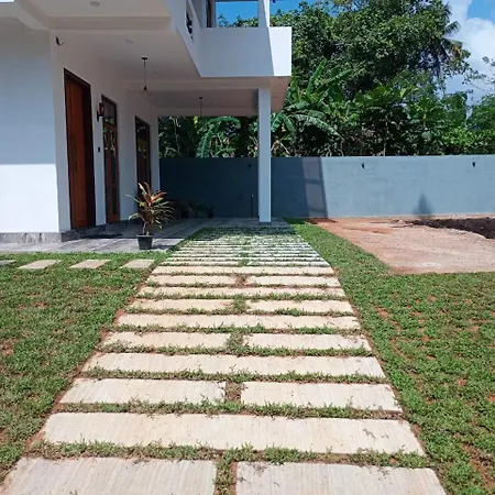 Abey Villa Madiha Beach Surf Stay-2