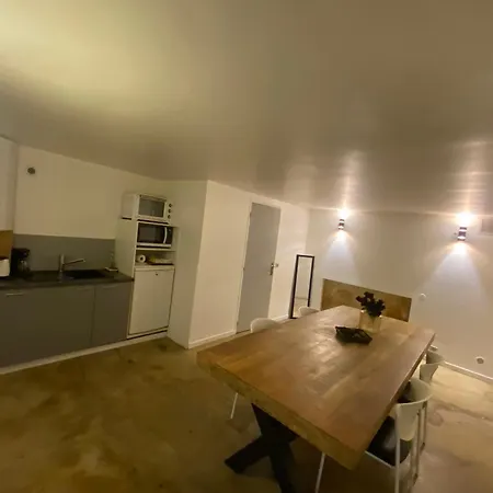 Appartement Atypique Cosy Et Hyper Centre Paris 10Eme Pres Du Canal Saint-Martin-2