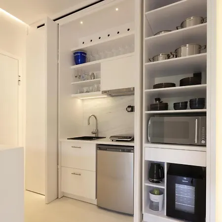 Modern Studio In The Heart Of Old Port In Spetses-3