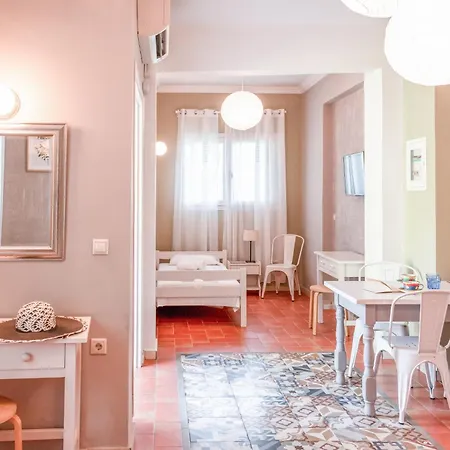 Dimitra'S Garden - Holiday Apartments-2