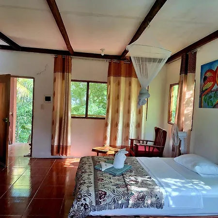 Milia Amazon Lodge-2