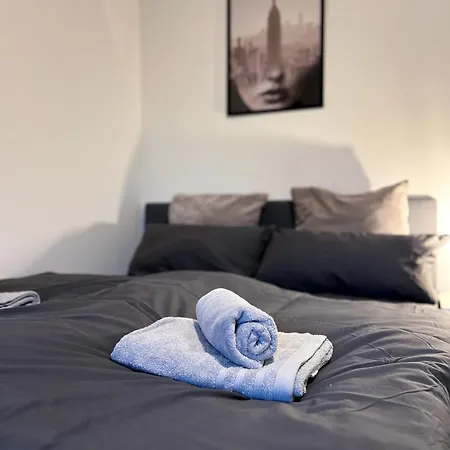 Zentrale Wohlfühloase mit Parkplatz-2