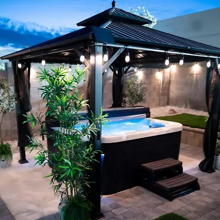 Enchanting Garden With Luxe Jacuzzi Spacious Yard-3