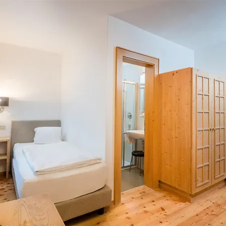 Hotel Greif-2