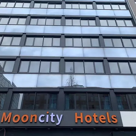 Mooncity Hotel & Boardinghouse-2