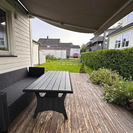 Beautiful Spacious Home W Garden-2