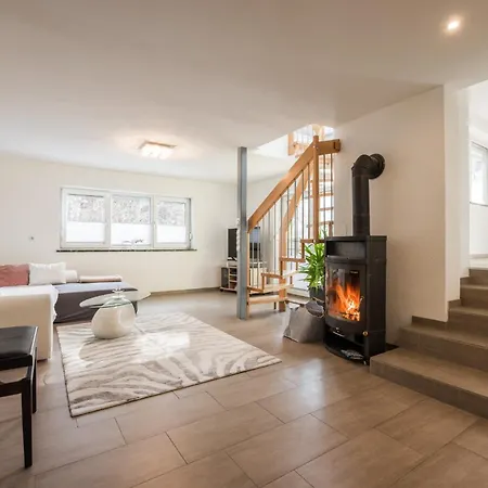 AlpenNest Appartement-2