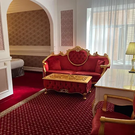 Royal Grand Hotel-3