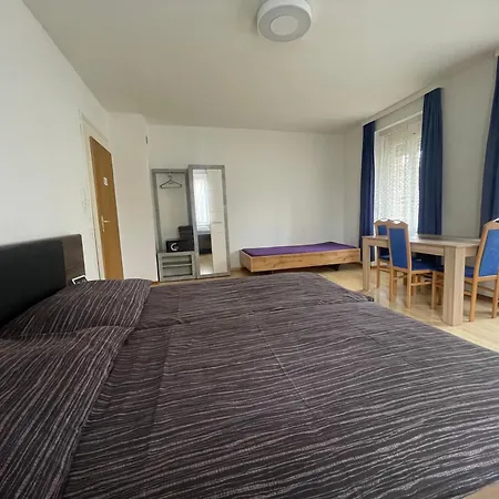 Walters Hostel Interlaken-2