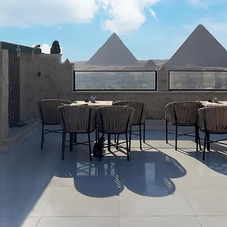 Pyramids View& Grand Museum With Jacuzzi On Eleven Floor & Roof Restaurant-2