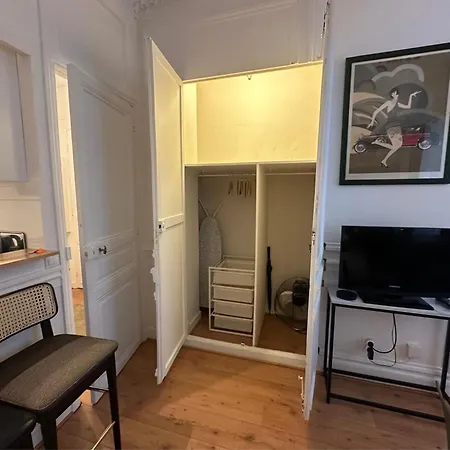 Appartement Paris 8-3