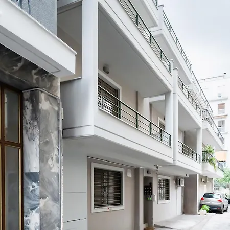 Elysee Apartment 8-2